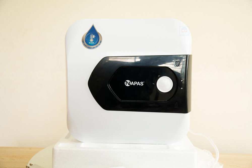 Bình nước nóng Rossi Napas vuông