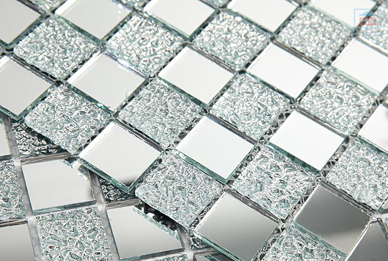 Gạch mosaic thủy tinh