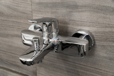 Vòi gật gù nóng lạnh TOTO TBG03302VA (TBG03302V)