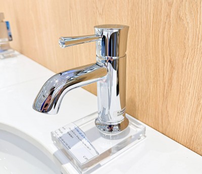 Vòi chậu gật gù nóng lạnh TOTO TLS02301V