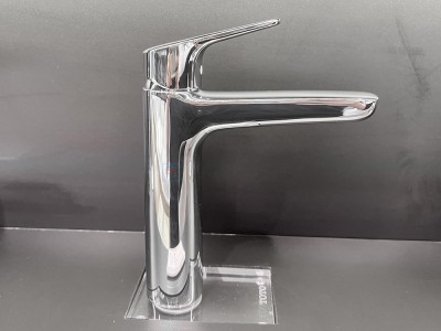 Vòi chậu gật gù nóng lạnh TOTO TLG03303V