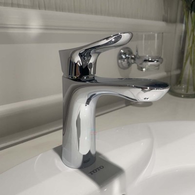 Vòi chậu lavabo nóng lạnh TOTO TLG01301V