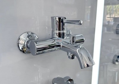 Sen tắm nóng lạnh TOTO TBS02302V/TBW01008A