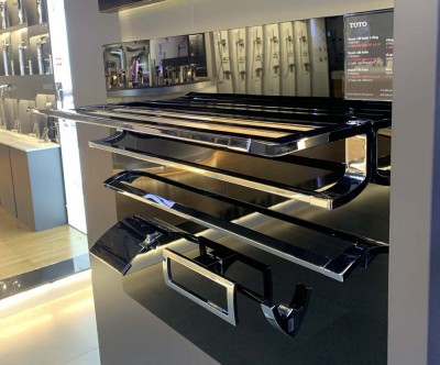 Bộ phụ kiện phòng tắm TOTO YS903N5V