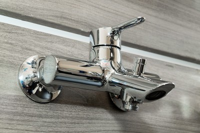 Van sen tắm nóng lạnh toto TBS01302V