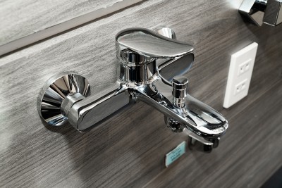 Van sen tắm nóng lạnh toto TBS04302V