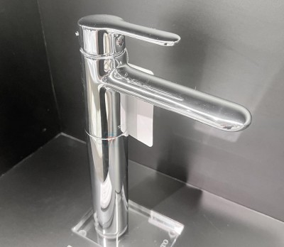 Vòi chậu gật gù nóng lạnh TOTO TVLM112NS