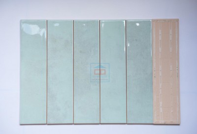 Gạch thẻ 75x300 mm bóng lượn DS75303