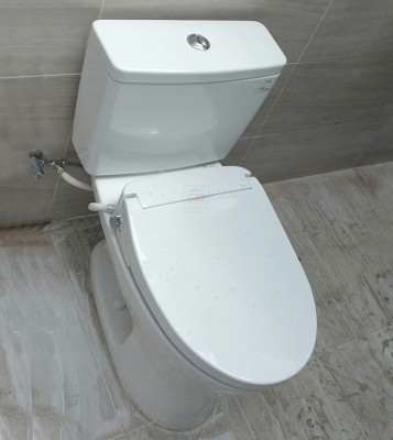 Bồn cầu nắp rửa cơ TOTO CS735DE2