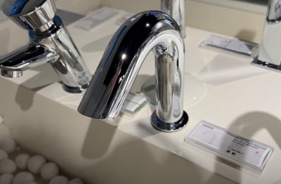 Vòi lavabo cảm ứng TOTO TLE28002V/TLE01502V/TLN01102A