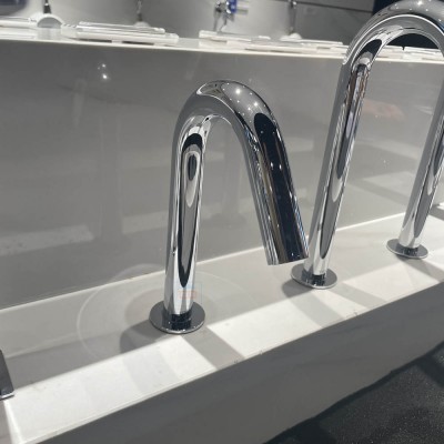 Vòi chậu cảm ứng TOTO TLE26006V (TLE26006A)