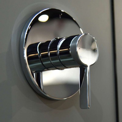 Van sen tắm âm tường TOTO TBG11303V/TBN01001B