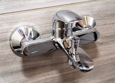 Sen tắm nóng lạnh TOTO TBS03302V/TBW09000V
