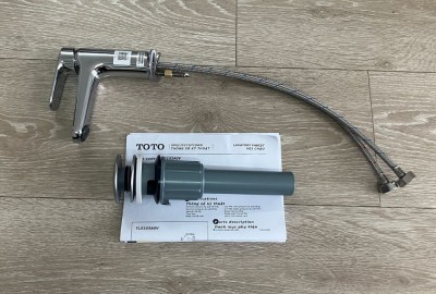 Vòi chậu nóng lạnh TOTO TLS103A0V