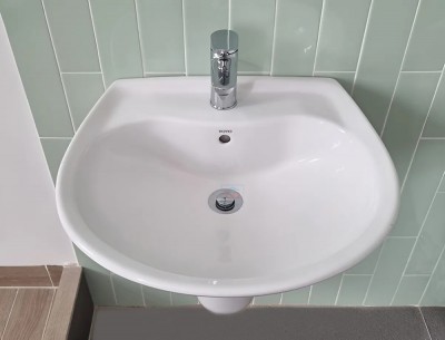 Chậu rửa treo tường TOTO LT300C#W