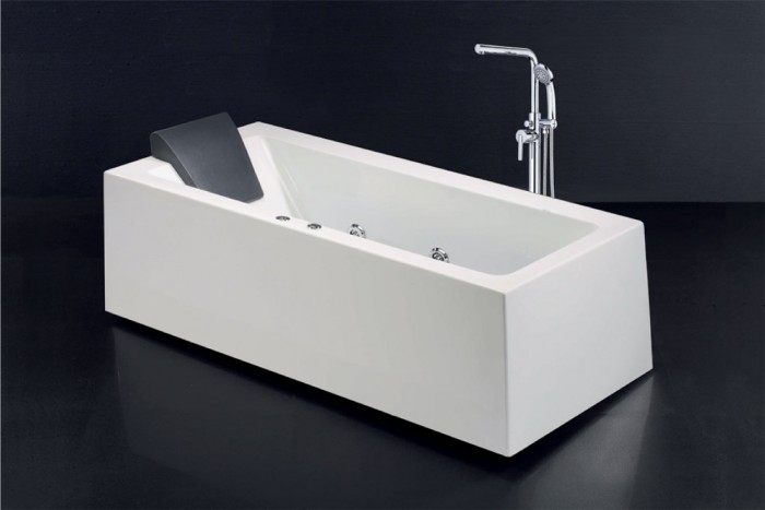 Bồn tắm Massage đèn đơn lập Caesar MT0660C