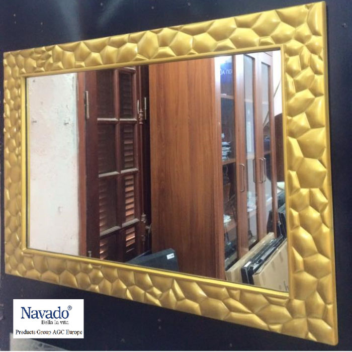 Gương trang trí tân cổ điển Navado Carpo