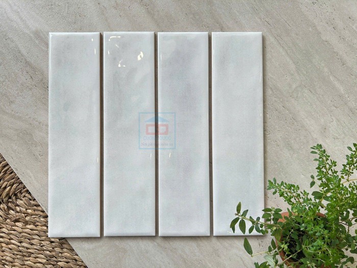 Gạch thẻ 75x300 mm trắng lượn mặt M7532P0